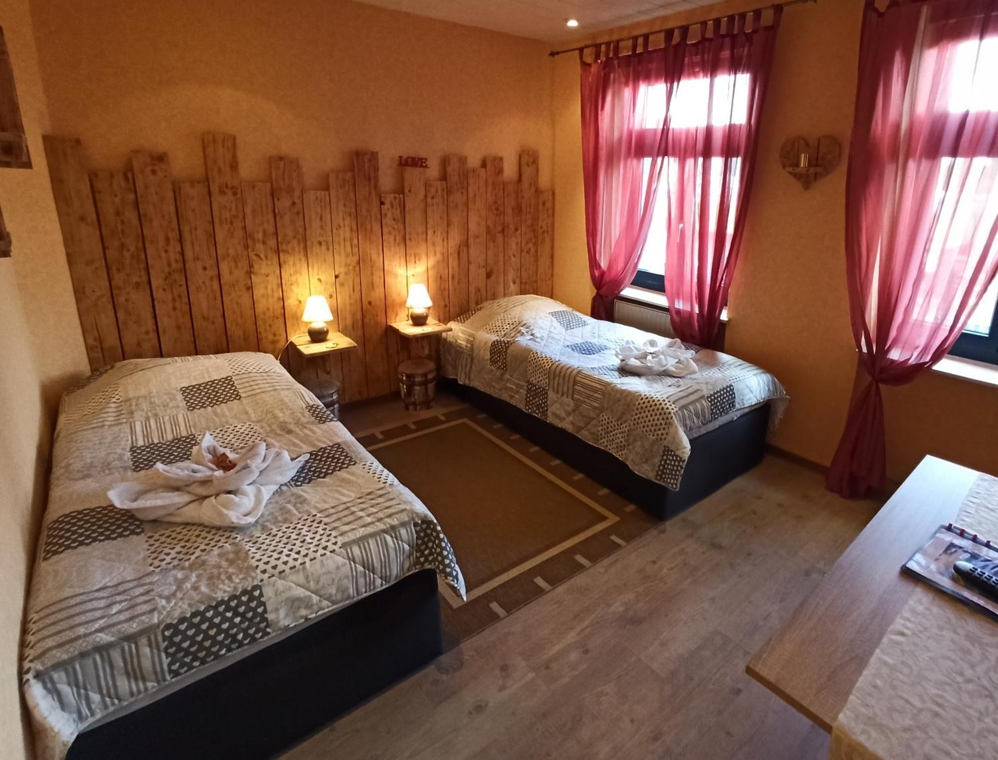 Haus Oberkassel Ξενοδοχείο Βόννη Εξωτερικό φωτογραφία